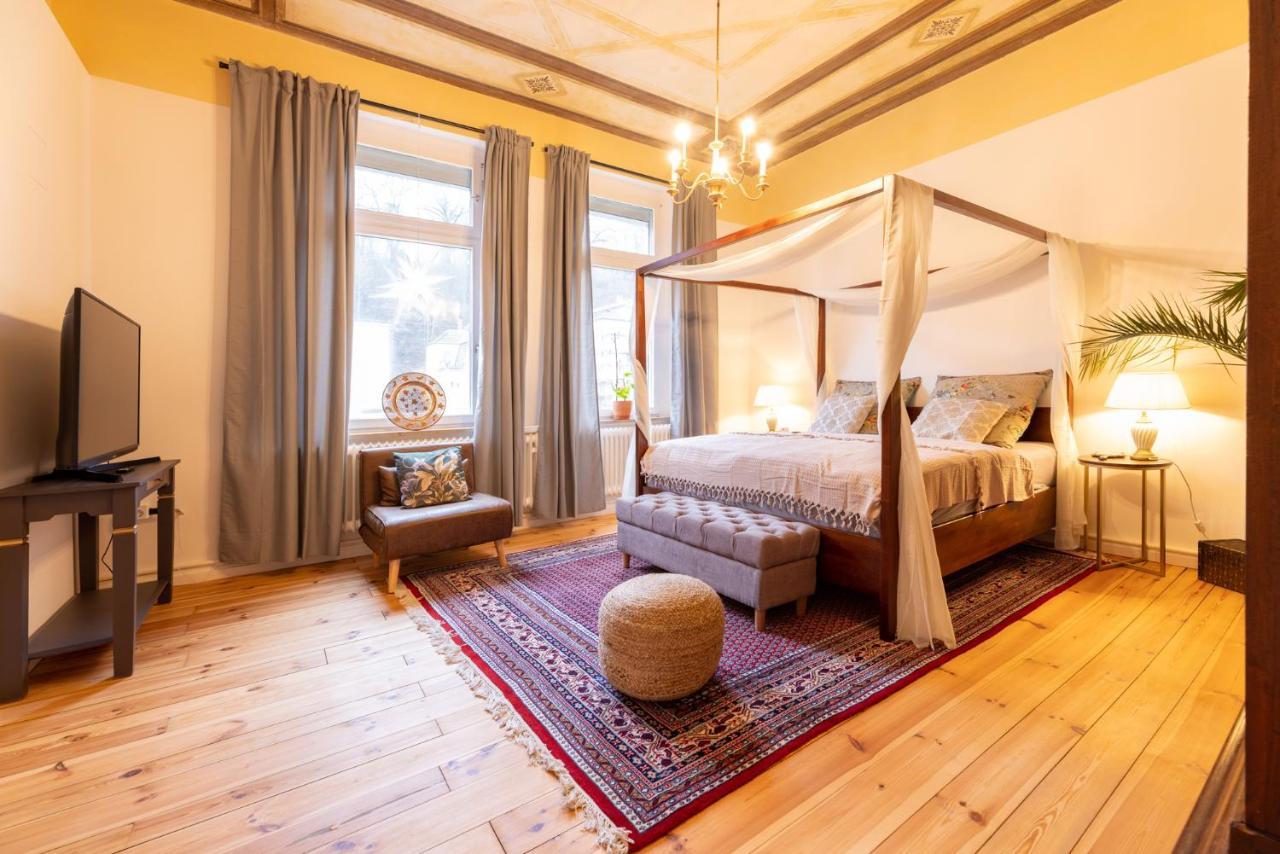 Zentral In Coburg: Exklusive Stadtwohnung - Ideal Fuer Gruppen Buitenkant foto