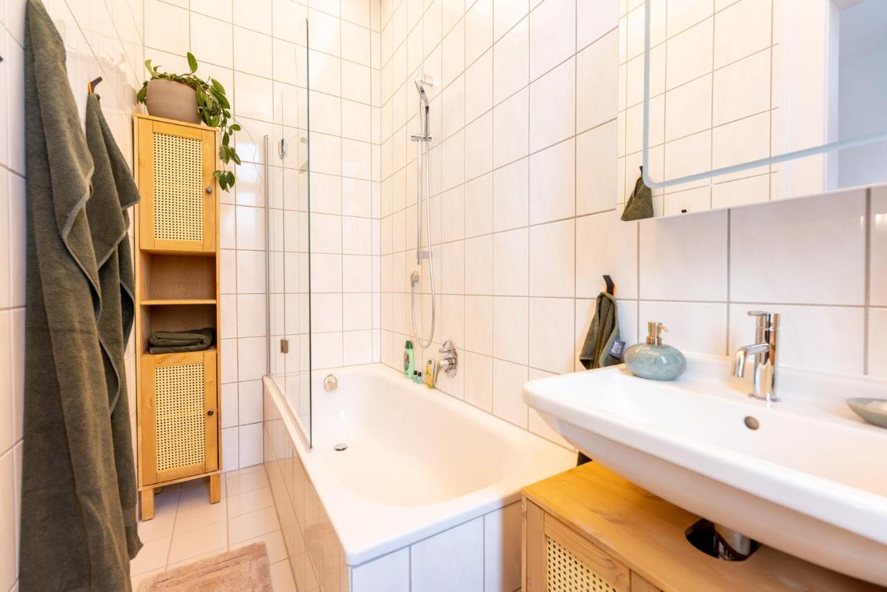 Zentral In Coburg: Exklusive Stadtwohnung - Ideal Fuer Gruppen Buitenkant foto